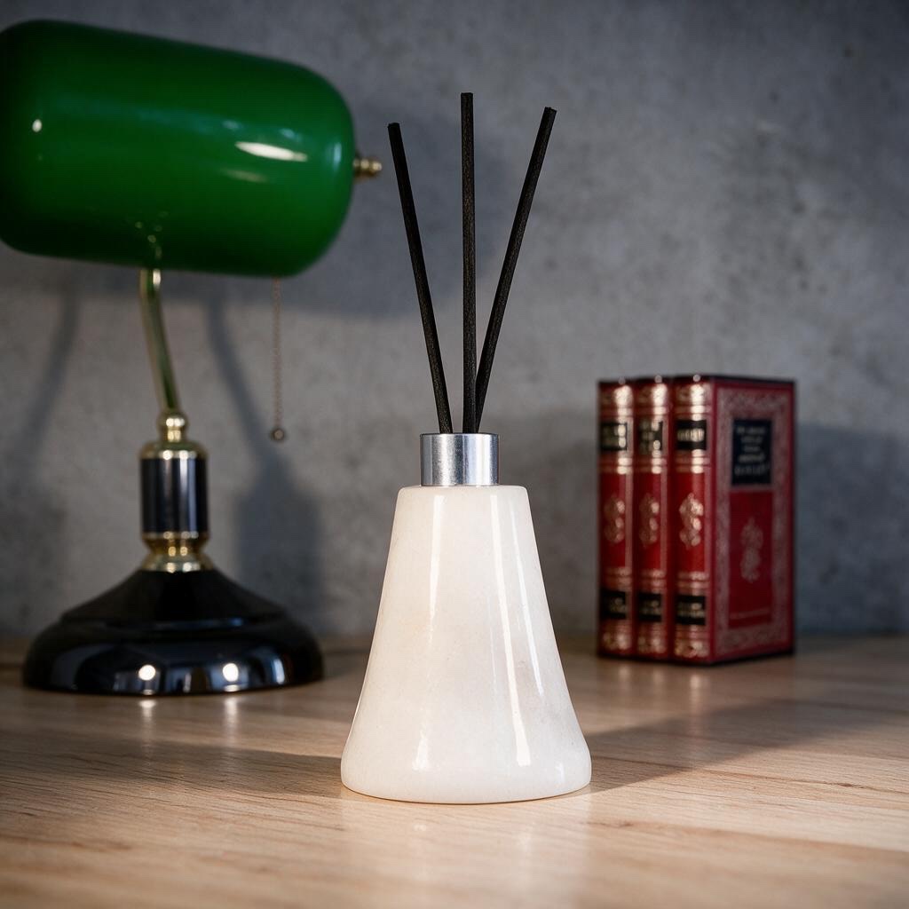 Afyon White marble room fragrance diffuser