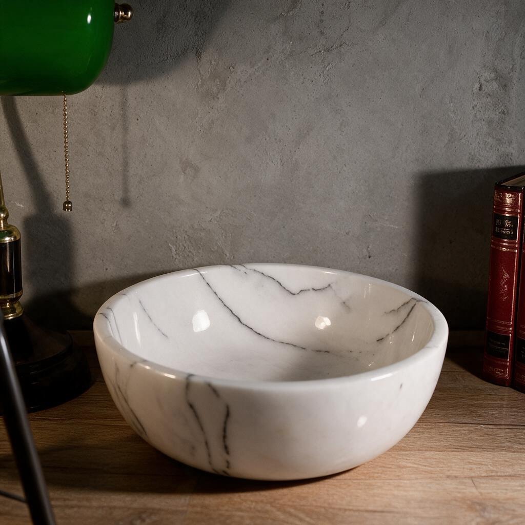 Lilac marble bowl with grey veining
